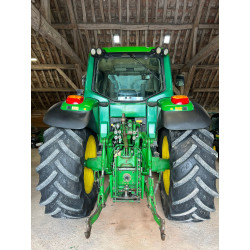 John Deere 6920