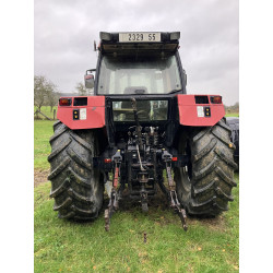 Case IH 5140 avec chargeur