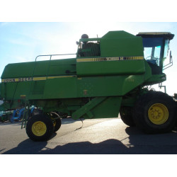 Combina John Deere 1068 H