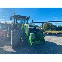 John Deere 8270R